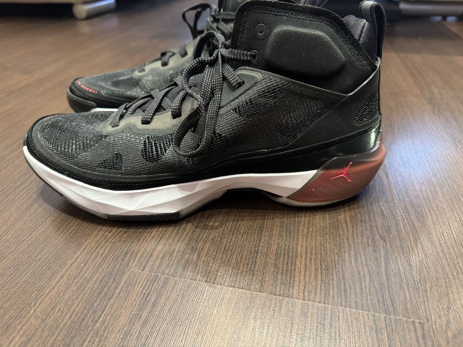 Оригинални Jordan 37 Black Hot Punch - US 12 / EU 46