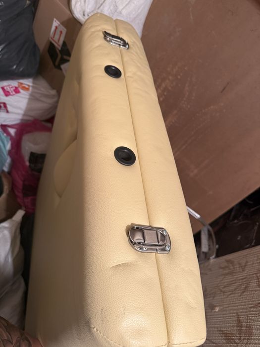 Сгъваемо масажно легло-Козметично