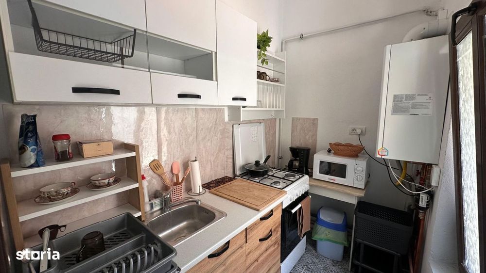 Apartament renovat 50mp zona 9 Mai
