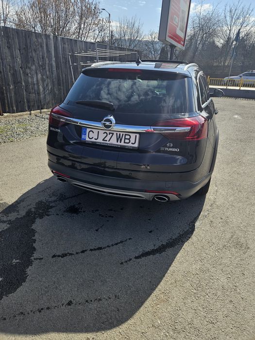 Insignia Full 4x4 biturbo 195cp