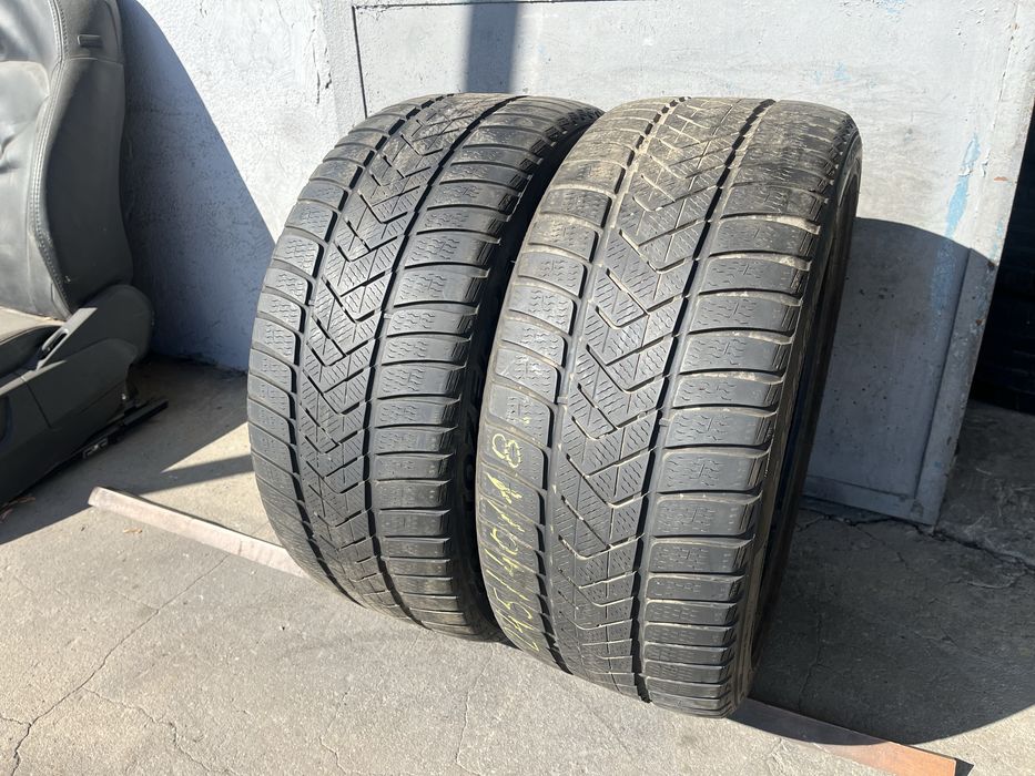 2 бр. зимни гуми 245/40/18 Pirelli MO DOT 3422 4,5 mm