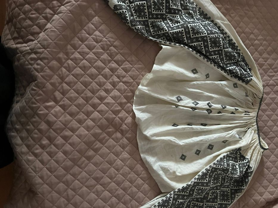 De vânzare superb  costum popular autentic