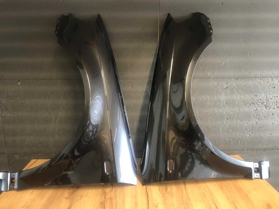 Aripa Fata Dreapta & Stanga Audi A3 8P An 2003-2008 (LZ7L (Maro))