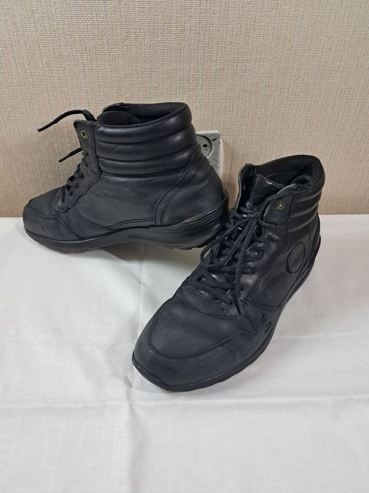 Кожаные туфли р.40, кроссовки .