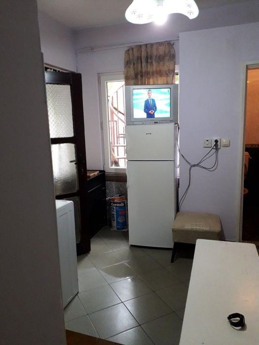 Дава се под наем Етаж от къща в София, Левски В - 50 кв.м за 458.49 € - Снимка #1