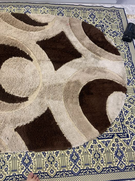 Продам ковер, размер 230*140