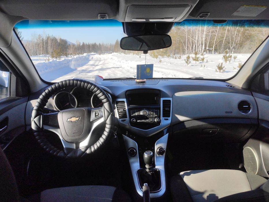 Продам Шевроле Круз