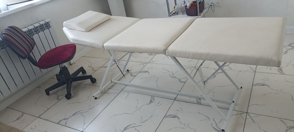 Продам кушетку в отличном состоянии