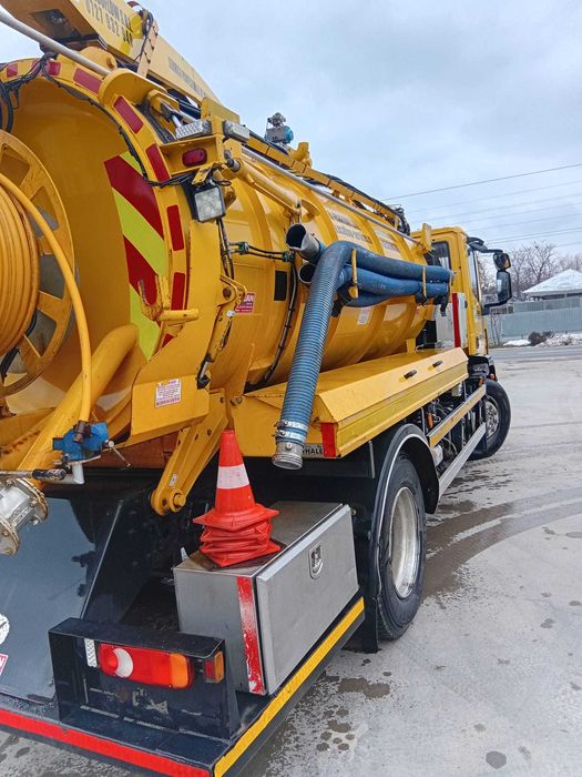 Autoutilitară Combinată Vidanjă + Womă Iveco Eurocargo 2016