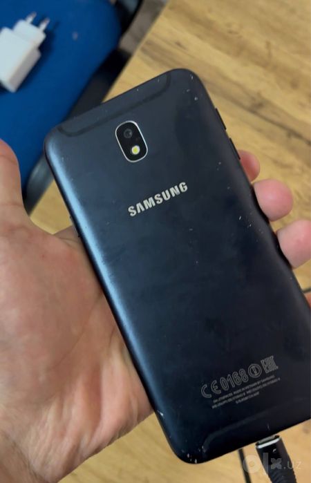 Samsung Galaxy J7