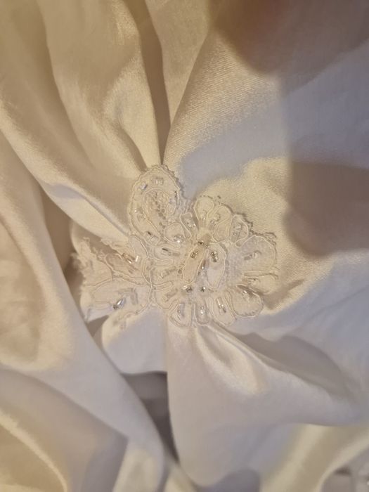 Rochie de mireasă nouă