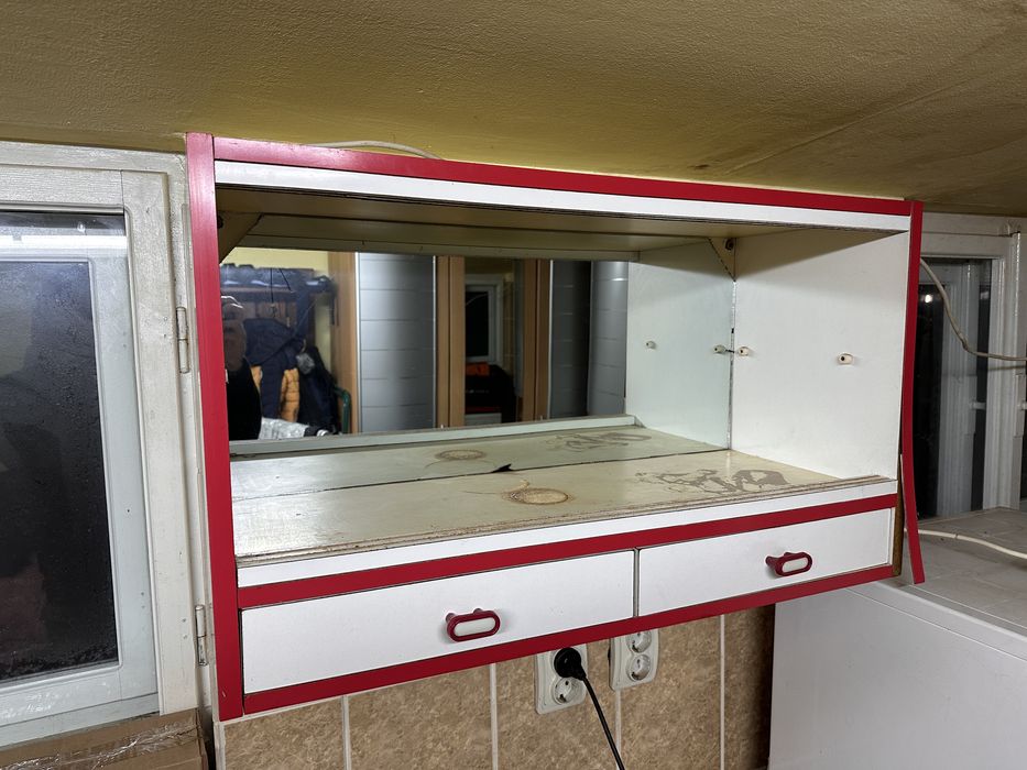 Donez dulapior bucatarie suspendat