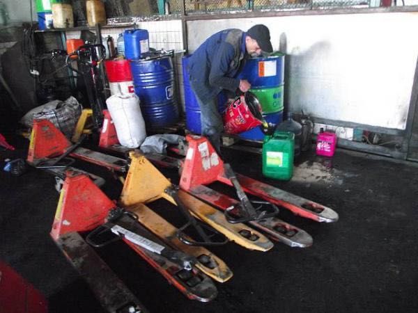 Ремонт трансполлетов, рохля и штаблер. ремонт транспалет