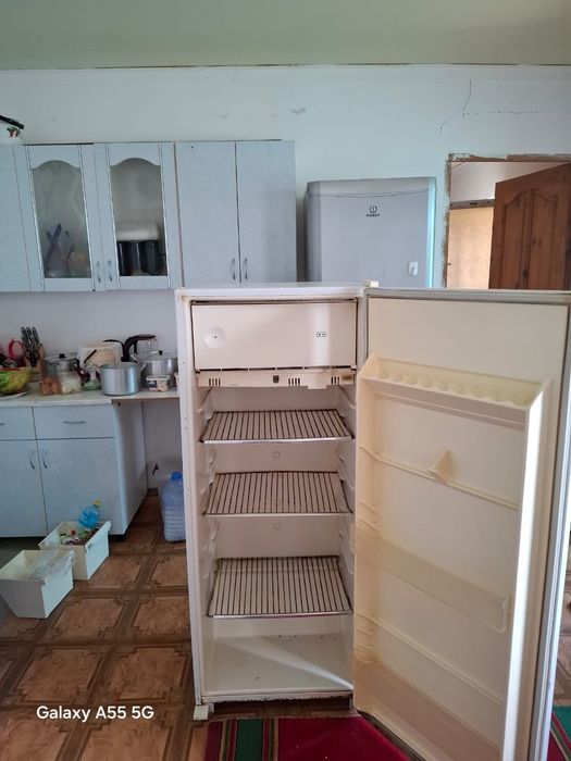 Продам советский холодильник