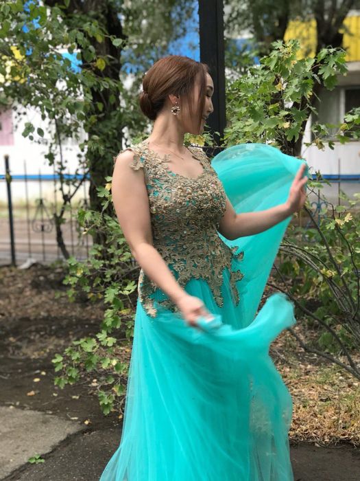 Продам вечерное платья