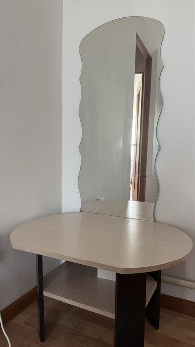 Шкаф, комод и туалетный столик