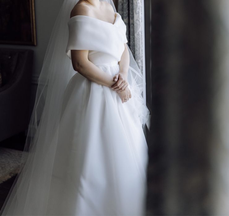 Классическое свадебное платье