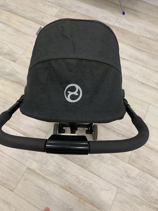 Коляска прогулочная cybex