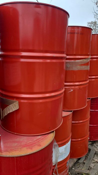 butoaie de tabla pentru service auto , depozitat ulei