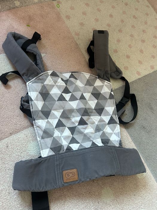 Ергономична раница за бебе