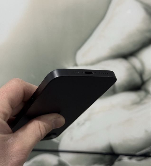 iPhone 16 E  NOU  Garantie