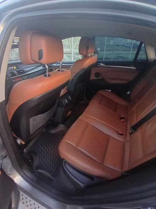 vand bmw x6-2011