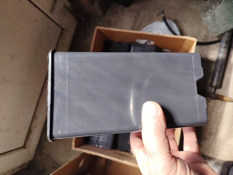 Ghivece pătrate 2 litri