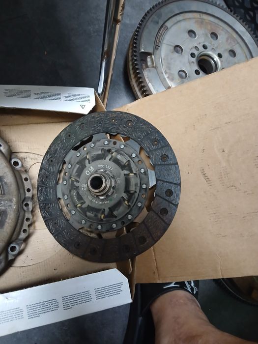 Ambreaje si volante cu masa dubla