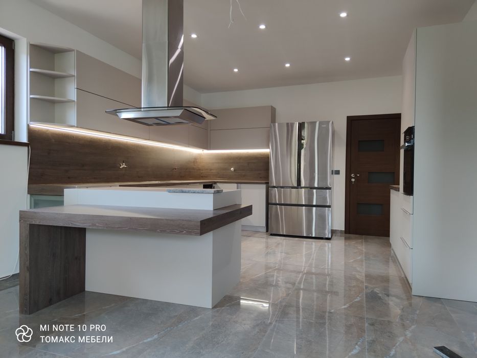 Мебели по поръчка.Изработка,доставка и монтаж.Кухни спални проект