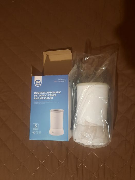 Curățător electric pentru lăbuțele prietenului patruped  reîncărcabil USB 360°