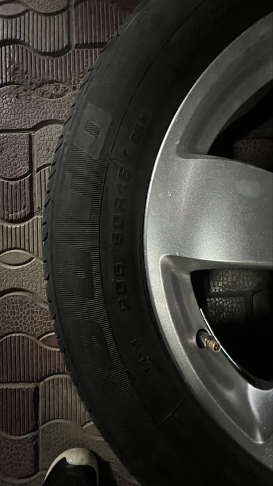 Диск покрышка шина R16