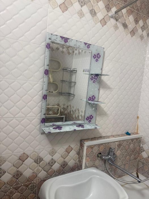 Зеркало в ванну, хорошее