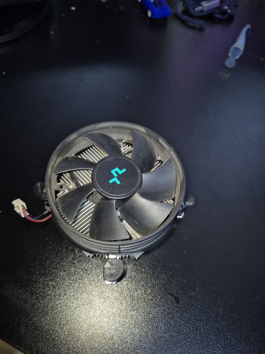 Кулер для процессора Deepcool LGA 1700 / 1200 / 115x (4-pin PWM)