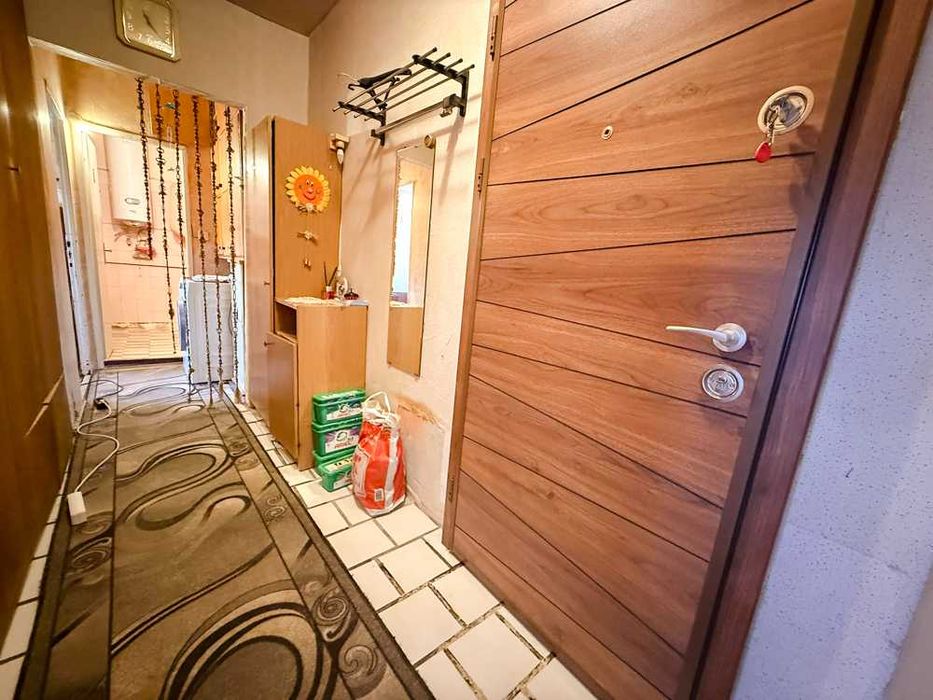 Светъл и топъл апартамент с 1 спалня в квартал Чародейка, град Русе