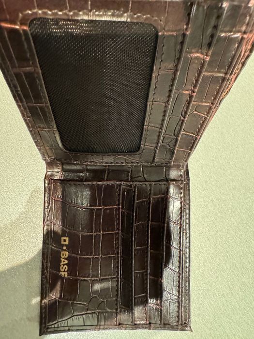 Мъжки кожен портфейл