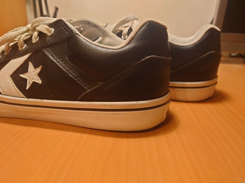 Pantofi Converse negri din piele 45 (adidasi)