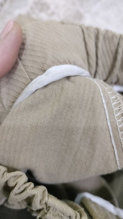 Брюки женские 48 размер. Посадка хорошая.