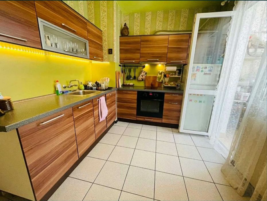 Продава се Четиристаен апартамент в София, Надежда 1 - 84 кв.м за 2167 €/кв.м - Снимка #4