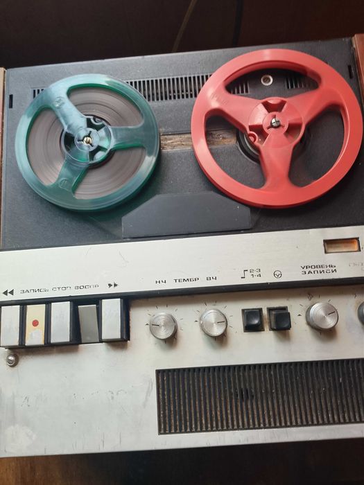 магнитофон иней 302