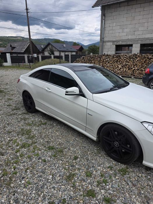 MERCEDES-BENZ E-Class 2010 — imagine 4