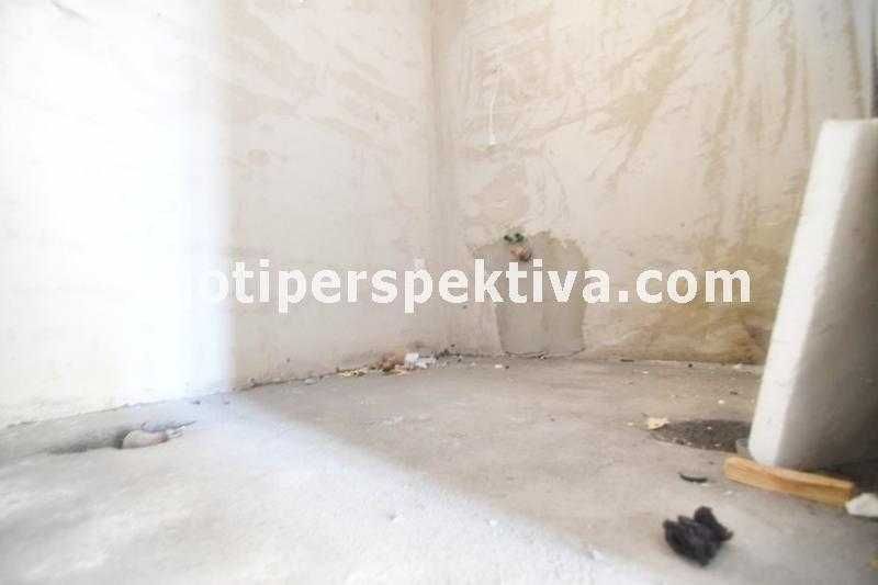 Продава се Тристаен апартамент в Пловдив, Беломорски - 122 кв.м за 590 €/кв.м - Снимка #7