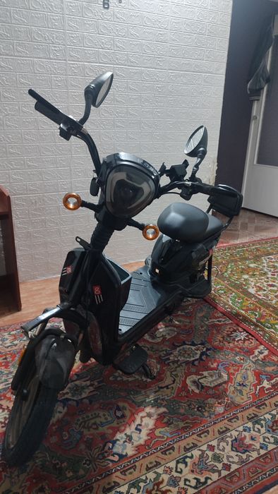 Электромопед  в очень хорошем качестве