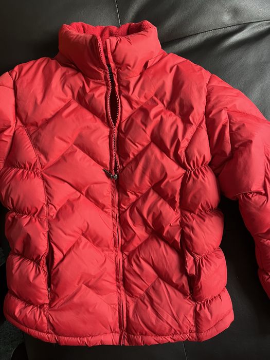 Дамско червено яке