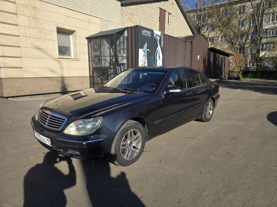 Мерседес бенс S  класса!