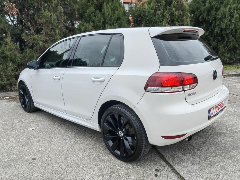 VW Golf VI / 1.6TDI 105CP / Pachet R-Line