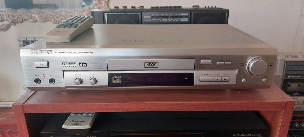 Продам сд/двд плеер QiSheng 8828e