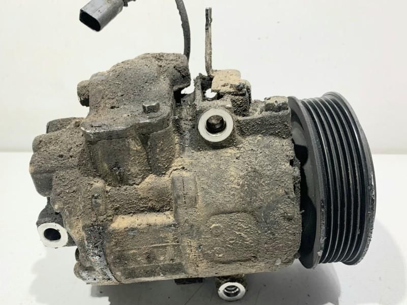 Compresor clima Skoda Fabia 1.2 benzina BMD 6Q0820803K
