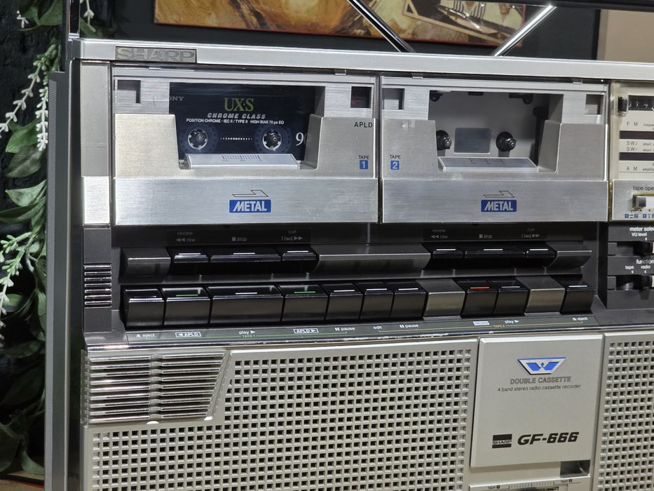 Boombox SHARP GF-666, radio casetofon portabil , dublu casetofon,  stereo hifi