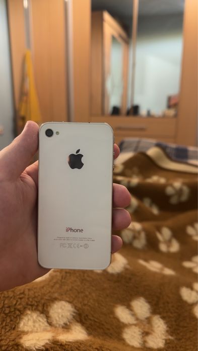 Iphone 4s (citiți descrierea!)