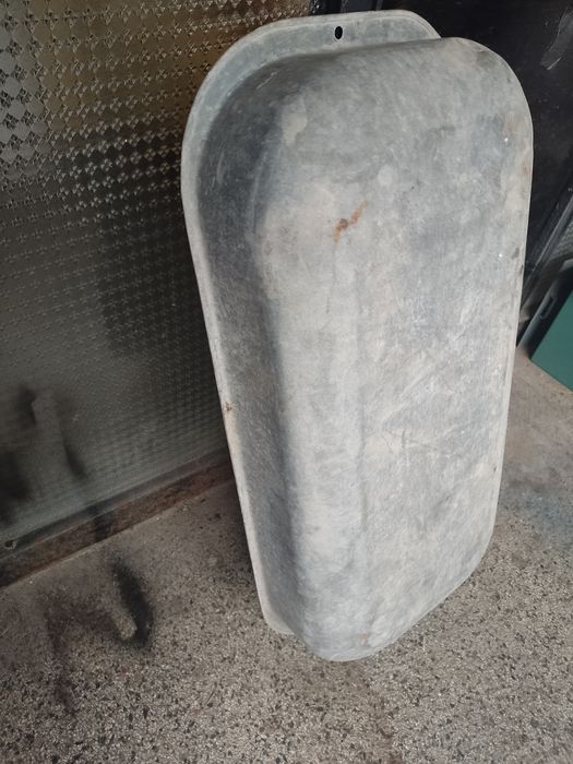 поцинковано корито